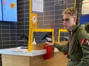 В бывших "Маках" уже обслуживают даже военных рф