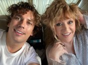 Зіркове подружжя продовжує радувати фанатів новими фото