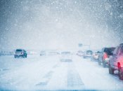 Обилие осадков привело к затрудению движения на дорогах