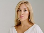 Даша Квиткова показала фигуру после родов: "Пока хожу мимо зеркала" (видео)