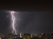 Киевлянам стоит ждать "тропический ливень": сколько еще продлится гроза