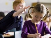 Девочки и мальчики взрослеют с разной интенсивностью