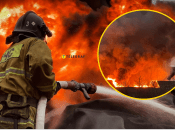 Огонь охватил 2 тысячи кв. площади