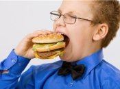 К чему приводит ожирение у детей