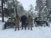 "Украинская бронетехника" и благотворительный фонд "МИР И КО" передали ВСУ три багги VOLS