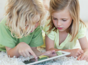 Гаджеты для детей не опаснее картошки: уверены ученые