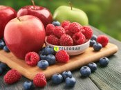 Яблоки ускоряют порчу ягод