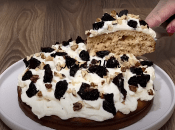 Апетитний медовий пиріг