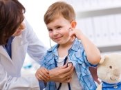 Идем к врачу: каких специалистов посетить ребенку от 1 до 3-х лет