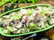 Салат со скумбрией - необычное блюдо на любой праздник