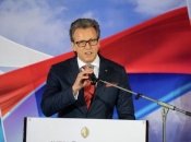 євген бобров висловився про російську мову в Казахстані