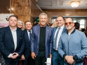 Президент Міжнародного університету Сергій Ківалов (в центрі) та ректор Костянтин Громовенко (другий праворуч)