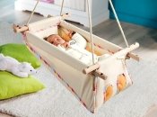Почему подвесная люлька лучше кроватки
