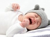 10 причин, почему ваш ребенок плачет