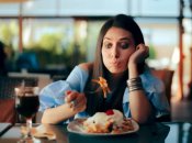 Дізнайтесь, що робити після переїдання