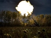 Украинские военные продолжают оборону Украины