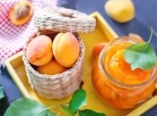 Як приготувати варення з абрикосів Бурштинове — простий рецепт