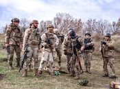 Украинские военнослужащие продолжают освобождать земли от оккупантов