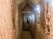 Тоннель к предполагаемой гробнице Клеопатры