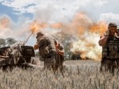 Українські захисники потужно протистоять російському ворогу