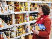 Гречневая крупа стала едва ли не единственным товаром, который в последнее время значительно просел в цене