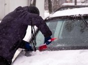 Замерзание лобового стекла – сезонная проблема