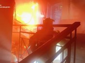 После взрыва на крыше вспыхнул пожар