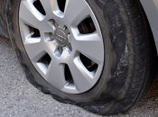 Що робити, якщо нема запаски, а до СТО залишилось зовсім небагато