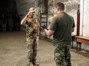 Награждение бойцов бригады в бункере