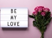 Листья розы должны быть блестящие