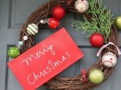 Новогодний венок на двери своими руками: 15 интересных идей