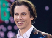 Галкин поделился торжественным семейным фото