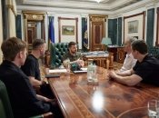 СЕО компании Palantir прибыл в Киев