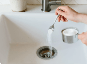 Розкрито рецепт ефективного засобу для чищення за копійки