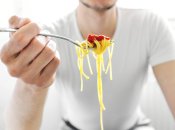 Как нельзя есть спагетти