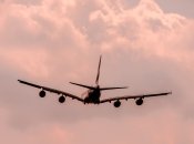 Пасажирський літак