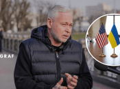 Ігор Терехов та прапори США, України, Росії