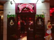 Украинский бар "Пьяная вишня" в Варшаве