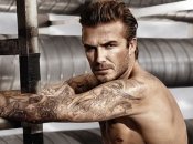 Дэвид Бекхэм показал ожившие татуировки в ролике против насилия над детьми (ВИДЕО)