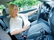 Беременность и автомобиль: можно ли будущей маме садиться за руль