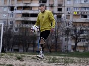 Олександр є тренером ФК "Незламні"