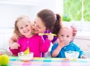 Как облегчить материнство: 20 вещей, которые помогут маме