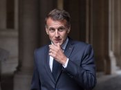 Эммануэль Макрон может получить дома скандал от Брижит