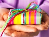 Что любят дарить и получать в подарок известные мамы