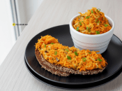 Перекус із простих продуктів