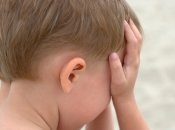 Хлопчик плаче (ілюстративне фото)