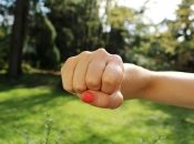 Девочку избивали длительное время