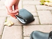 Притягують бідність та біди: речі, які в жодному разі не можна приносити до будинку