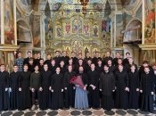 Керівника лаврського хору запідозрили в аморальності