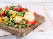 Овочі з морозилки дуже виручать у сезон холодів